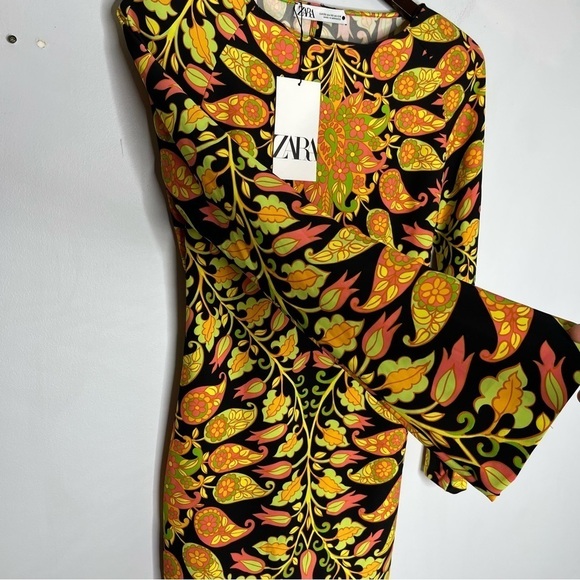 Zara NEW Mini Go-Go Dress Size XS 60's Groovy Floral Open Back - Picture 3 of 9